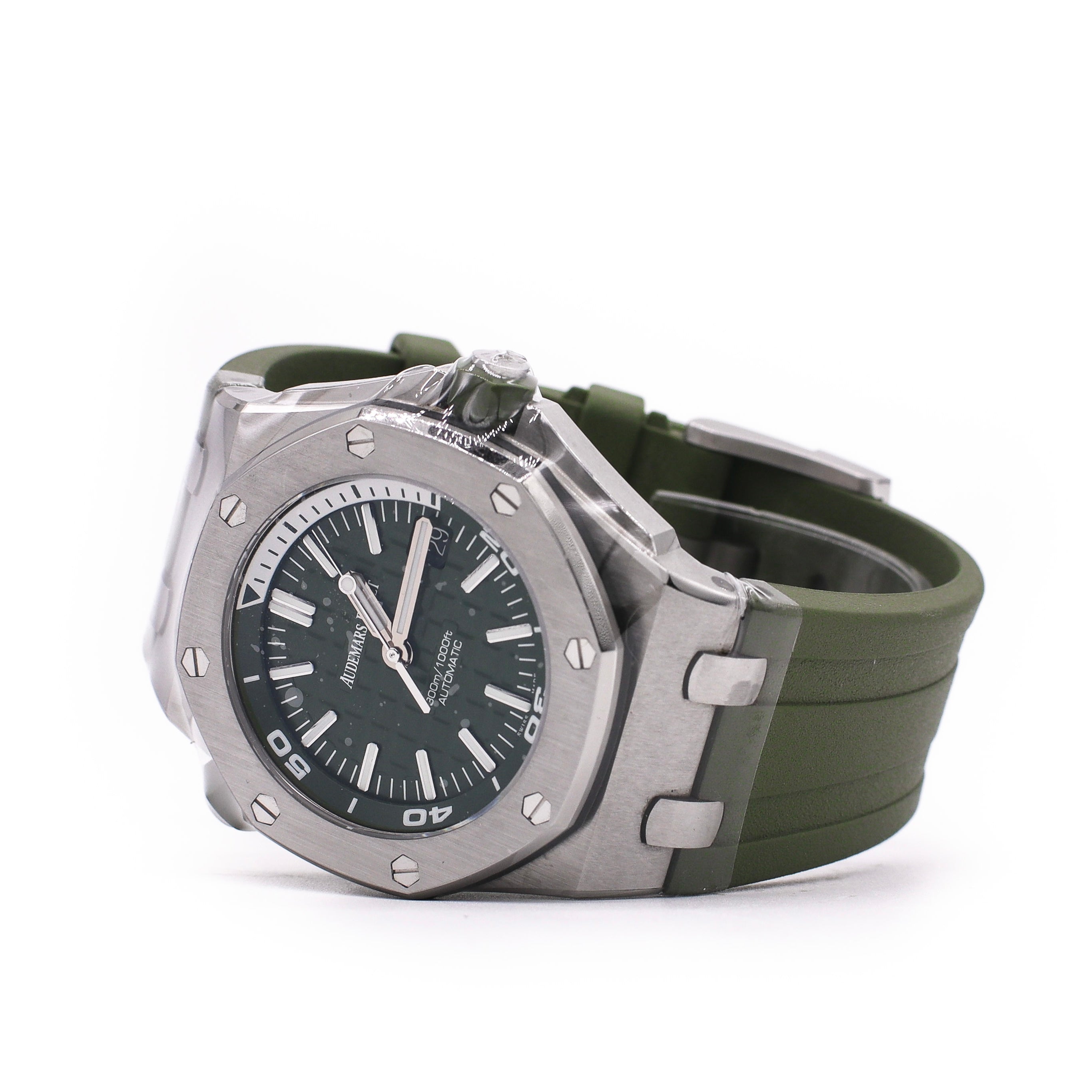 2018 Audemars Piguet Royal Oak Diver Green Dial 42mm 15710